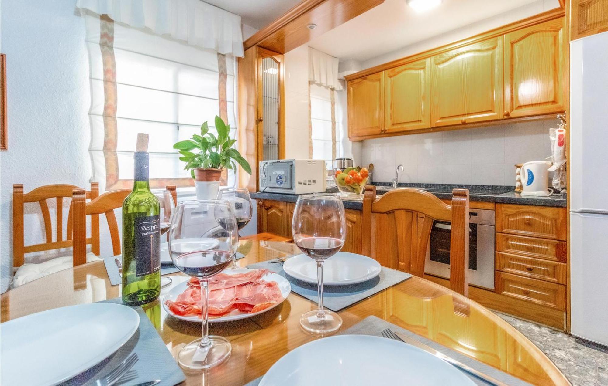 Stunning Home In Mlaga With 2 Bedrooms And Wifi Málaga Kültér fotó