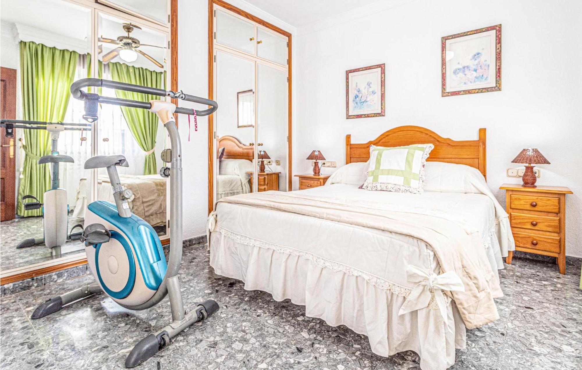 Stunning Home In Mlaga With 2 Bedrooms And Wifi Málaga Kültér fotó