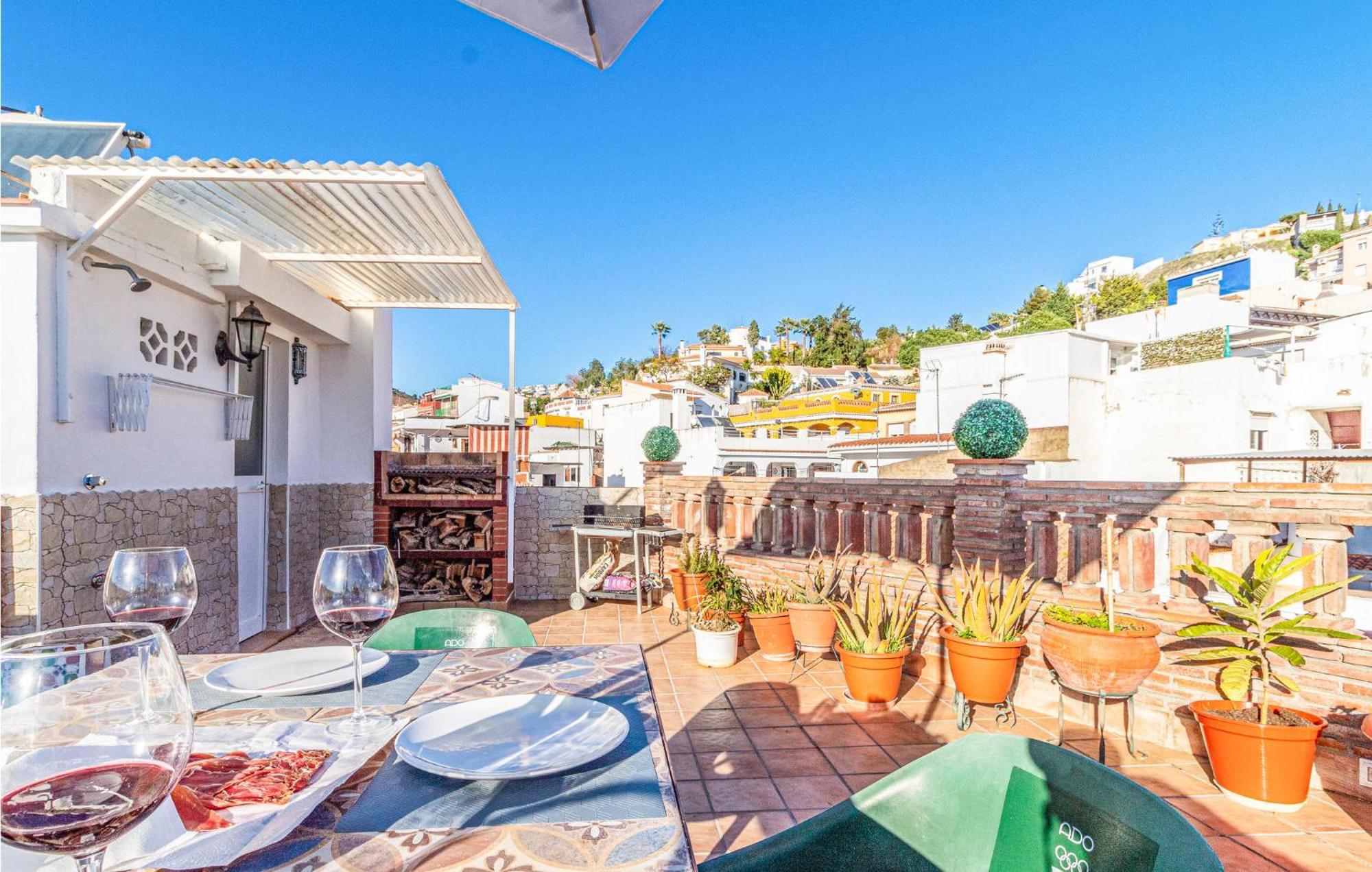 Stunning Home In Mlaga With 2 Bedrooms And Wifi Málaga Kültér fotó