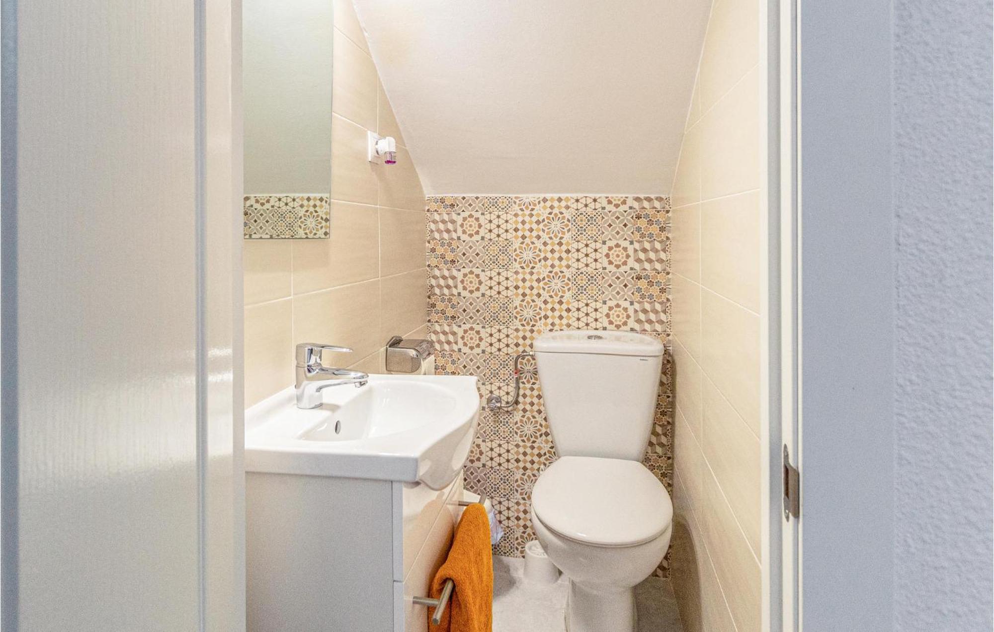 Stunning Home In Mlaga With 2 Bedrooms And Wifi Málaga Kültér fotó